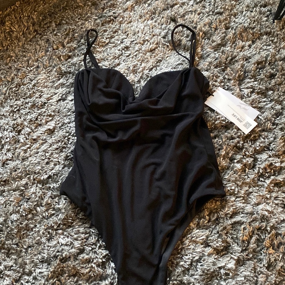 NWT Zara bodysuit !